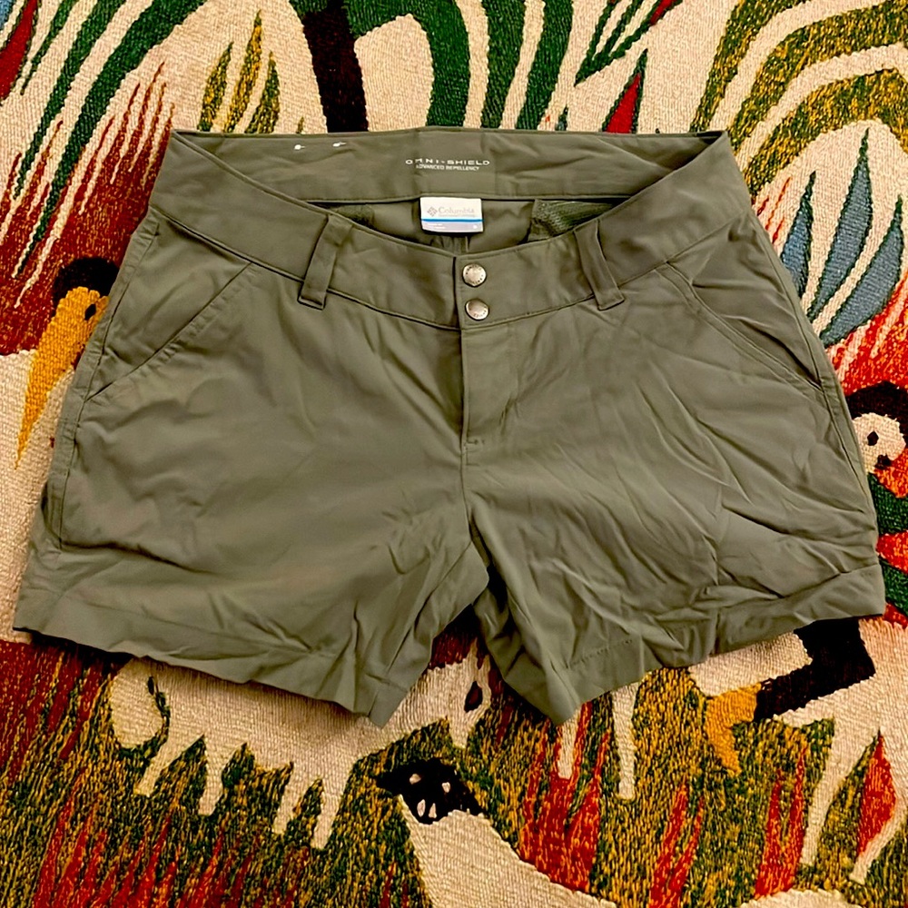 Columbia W Saturdays Trail Short- Size 6, green